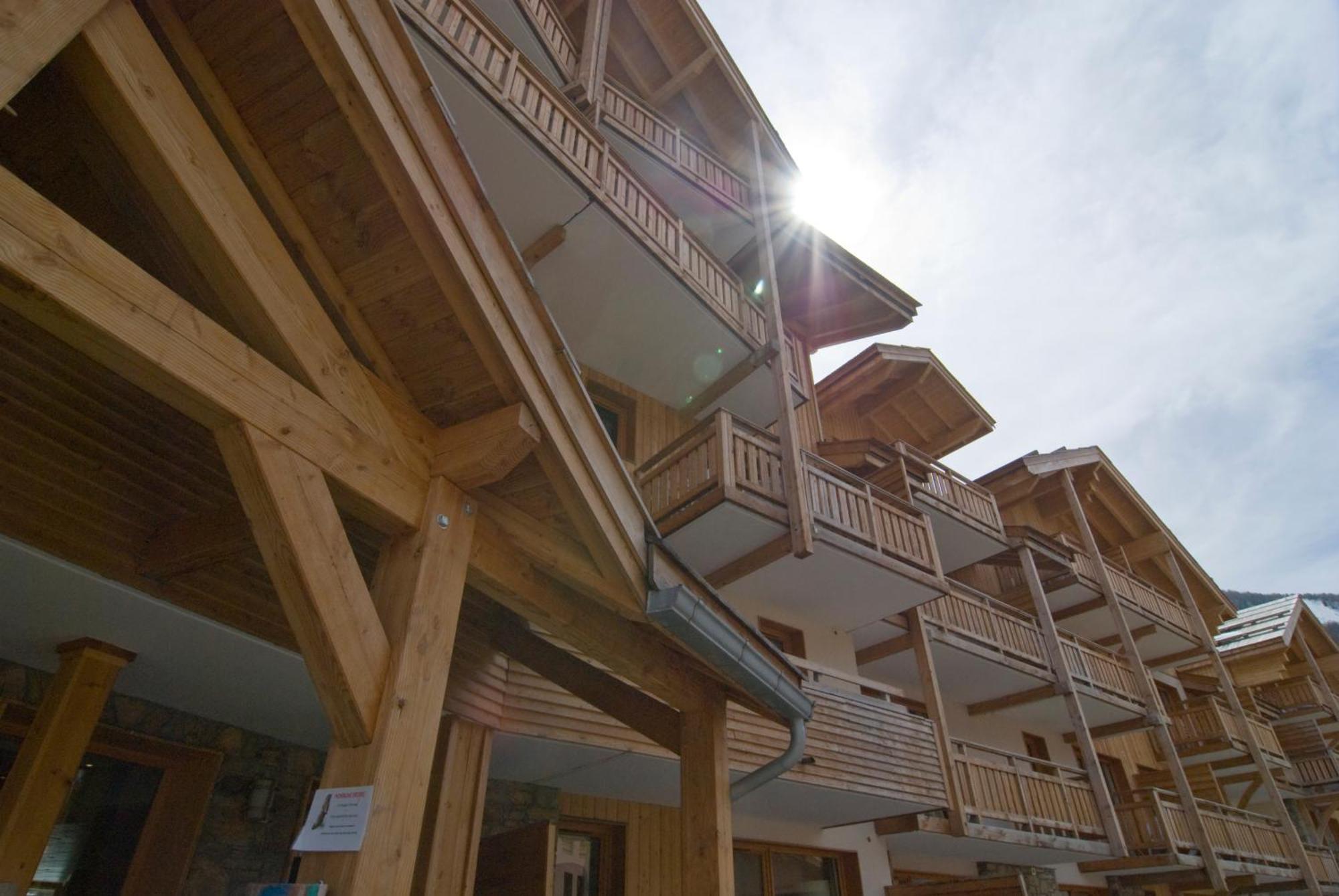 Madame Vacances Residence Le Parc Des Airelles Les Orres Exteriér fotografie